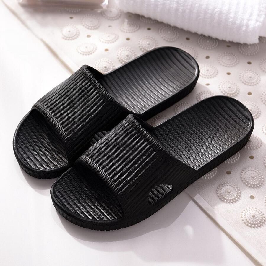 1 paar badkamerslippers of doucheslippers binnenshuis antislip met zachte zool ook geschikt voor buitengebruik Zwart 38