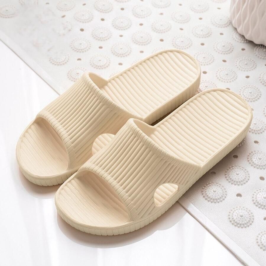 1 paar badkamerslippers of doucheslippers binnenshuis antislip met zachte zool ook geschikt voor buitengebruik Gebroken wit 38