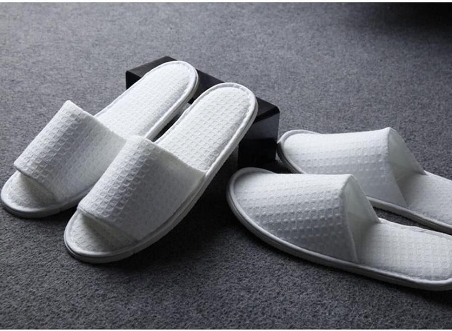 2 paar gesloten teen slippers witte spa slippers hotel platte slippers voor spa party gast hotel