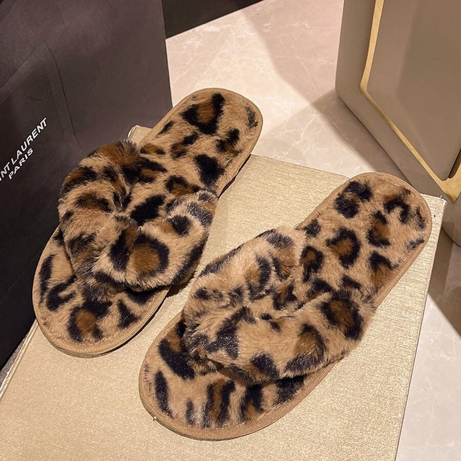 Ademende pluche slippers antislip open teensandalen voor dames geschikt voor binnen en buiten lichtgewicht en antislip schoenen ideaal voor slaapkamers en woonkamers Kl