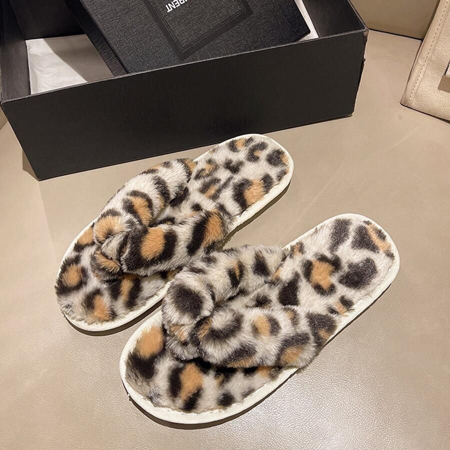 Ademende pluche slippers antislip open teensandalen voor dames geschikt voor binnen en buiten lichtgewicht en antislip schoenen ideaal voor slaapkamers en woonkamers Kl