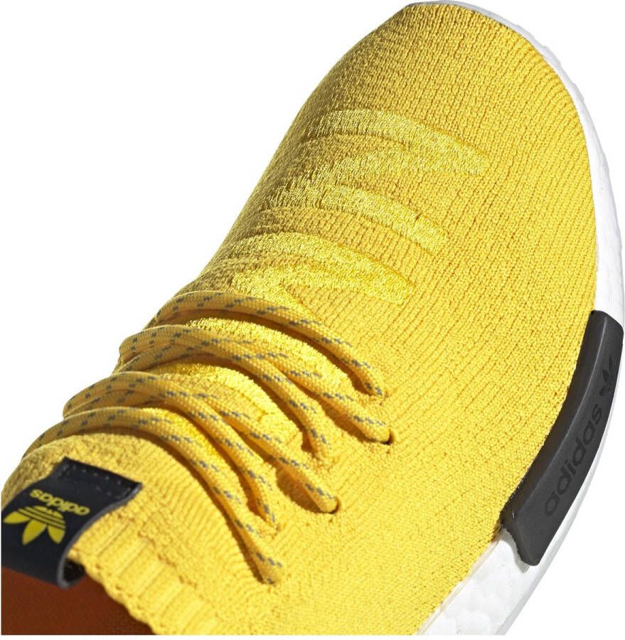 Adidas Originals Nmd_R1 Pk De sneakers van de manier Mannen Geel