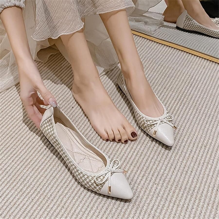 Allecto Dames Schoenen Ballerina Flats Comfortabel Abrikoos Elegante Slip On Puntige Teen Klassieke Bow Tie Geschikt voor Feestjes Abrikoos Pompen