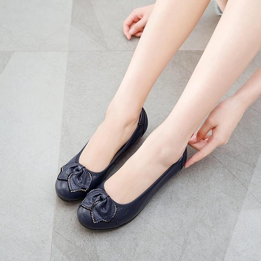 Allecto Vrouwen Zachte Lederen Platte Loafer Dames Casual Comfy Slider Lage Wedge Heel Wandelschoenen Marineblauw Geschikt voor alle gelegenheden Comfortabel en stijlvol 38.5