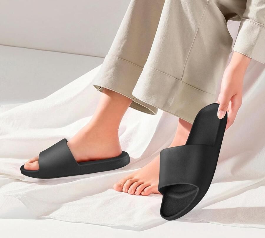 Comfortabele Antislip Doucheslippers voor en Ideaal voor Thuis en Zwembad