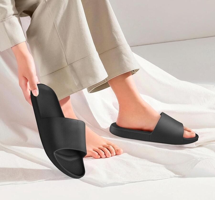 Comfortabele en Douche Slippers Antislip Badslippers voor Binnen en Buiten Ideaal voor Strand en Zwembad