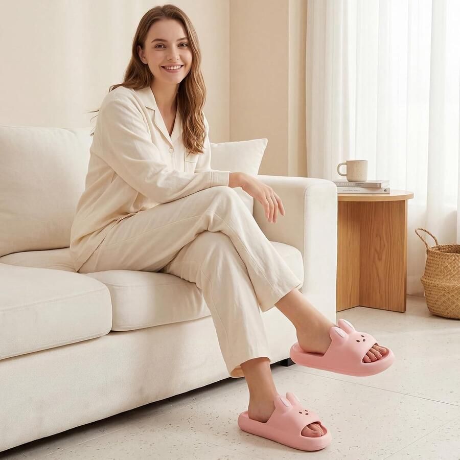 Comfortabele Dames Slippers met Dikke Zool en Antislip Voor Binnen en Buiten Geschikt voor Douche en Strand Roze UK