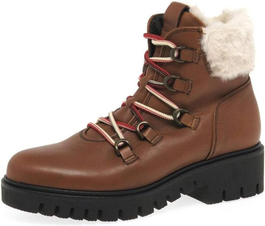 Comfortabele Dames Veterboots Bruin met Warme Voering Meer Ruimte
