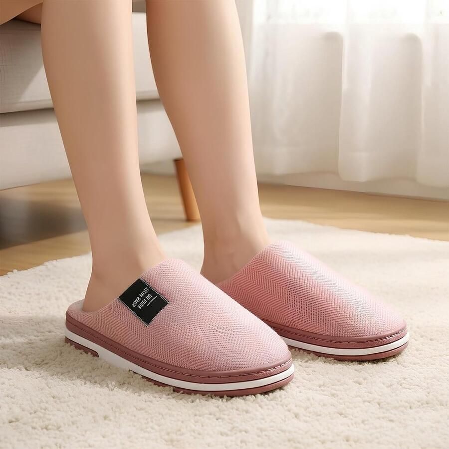 Comfortabele en warme slippers voor binnen wasbaar en lichtgewicht ideaal voor gasten en spa's in de herfst en winter