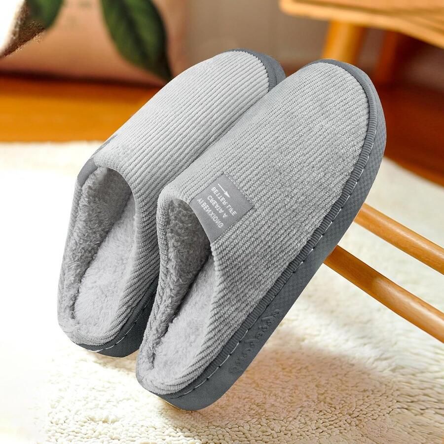 Comfortabele huisslippers voor nen en warme geheugenfoam schoenen voor binnen met antislip rubberen zool en zachte voering