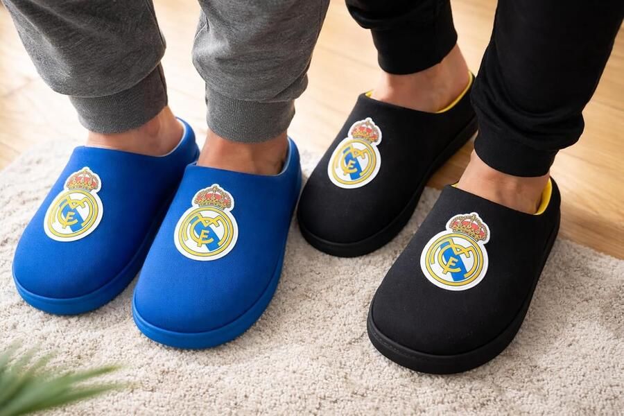 Comfortabele Merkenloze Pantoffels voor Kinderen & Volwassenen