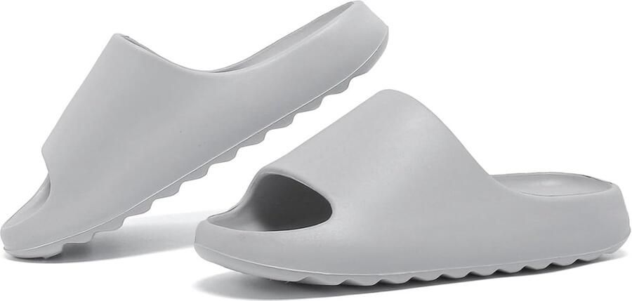 Comfortabele Slippers Zachte Pantoffels Thuis Ontspannen Extra Dikke Zool Unisex Maat Wit