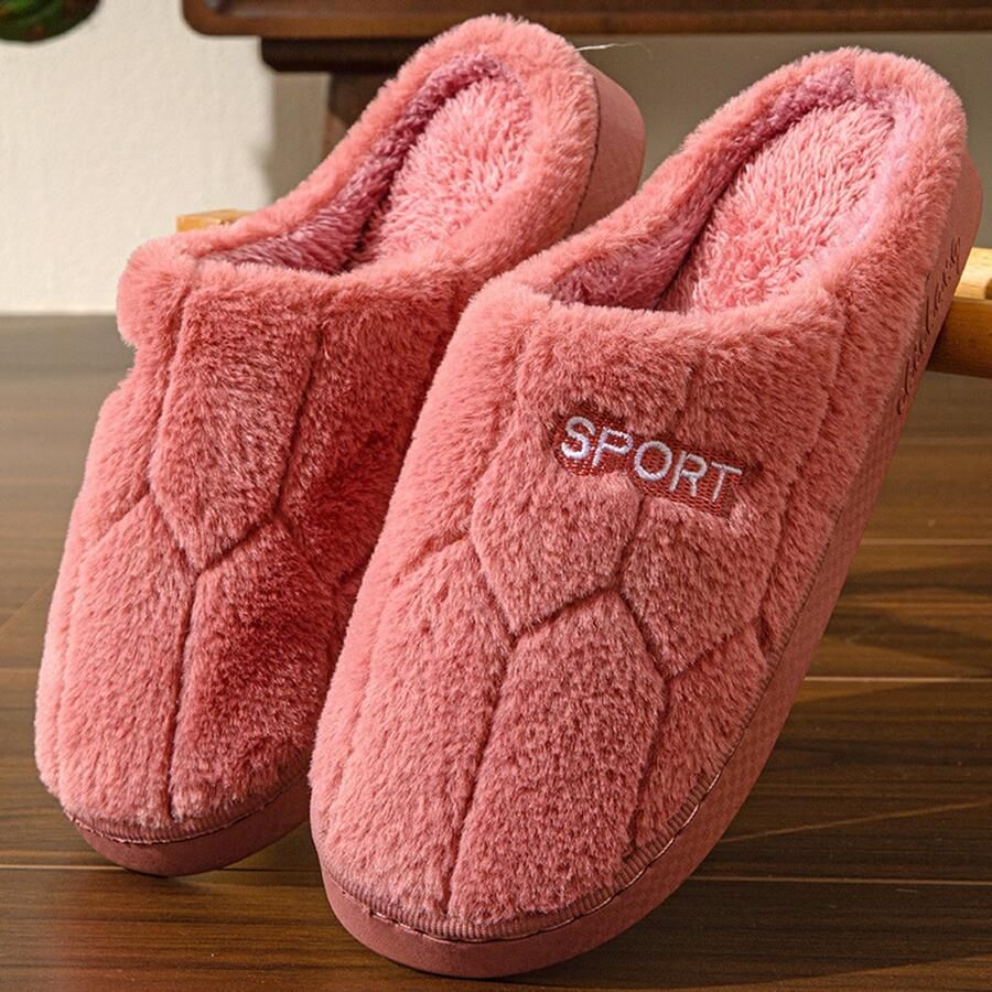 Dames binnenhuis pantoffels van pluche Winter dikke zool warme schoenen voor thuis Antislip rubberen zool pantoffels Warme katoenen platte schoenen voor thuis Pantoffels van traagschuim