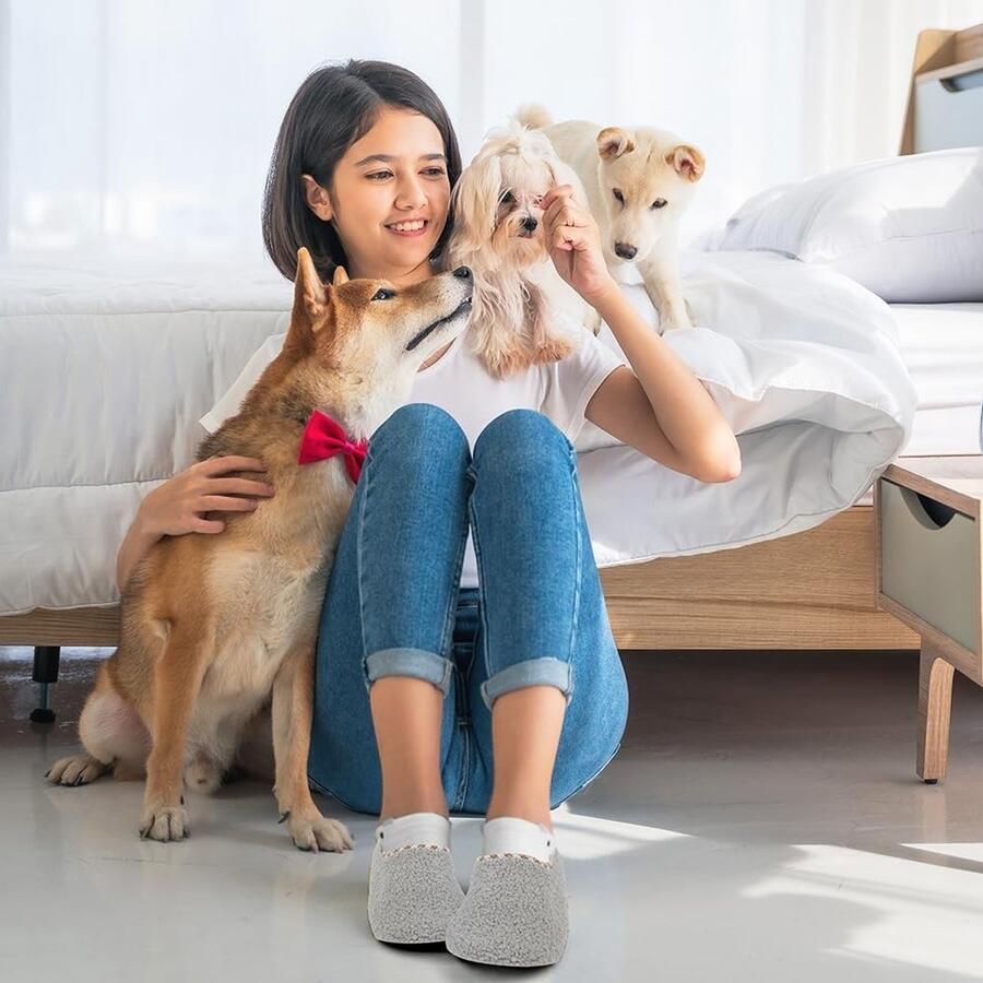 Dames Fuzzy Curly Slippers Warme Antislip Katoenen Huisschoenen voor de Winter Comfortabel en Gezellig