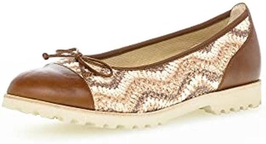 Dames gesloten ballerina's met kleine hak