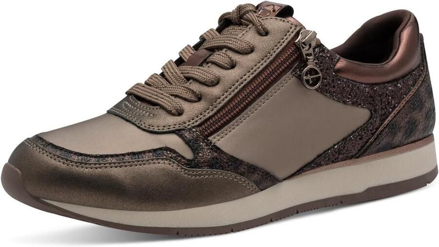 Dames lage sneaker met veel wit oppervlak