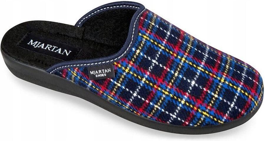Dames pantoffels in blauw-rode ruit comfortabel en warm