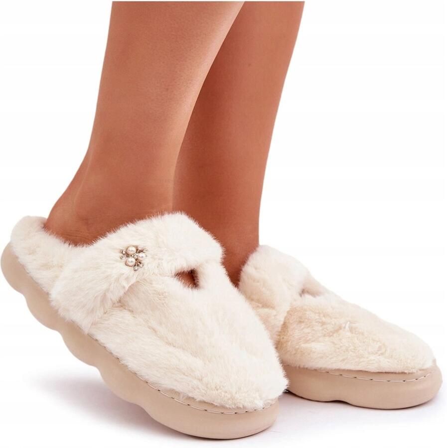 Dames Pantoffels met Brosje op Platform Beige