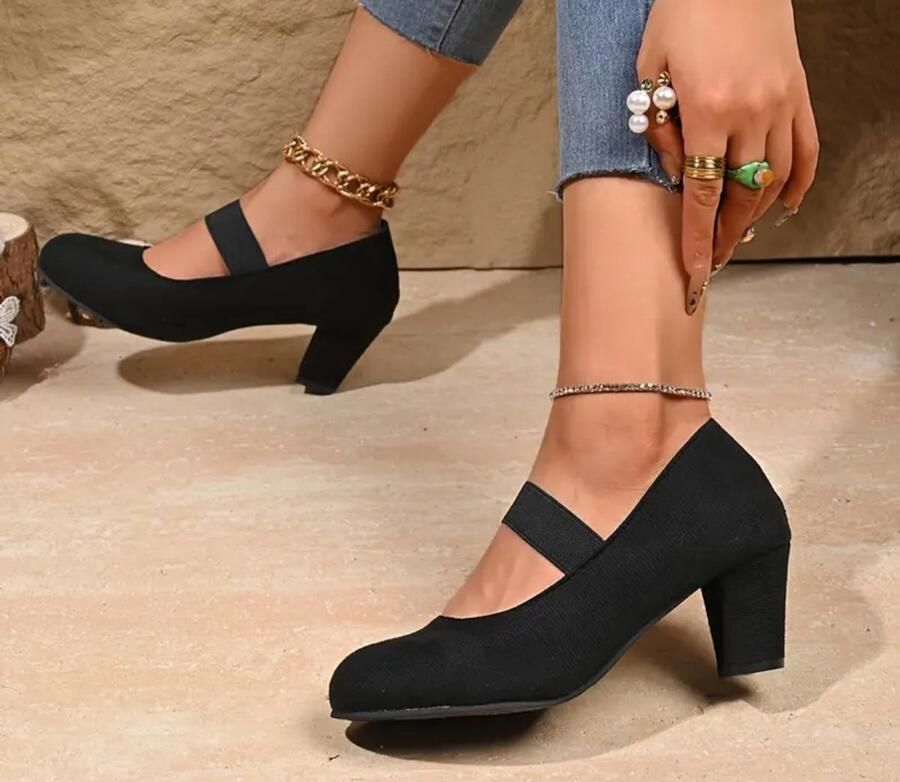 Dames Pumps Zwart Blokhak Rubber Zool