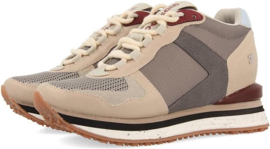 Dames Sneakers met Plateauzool en Suède Details