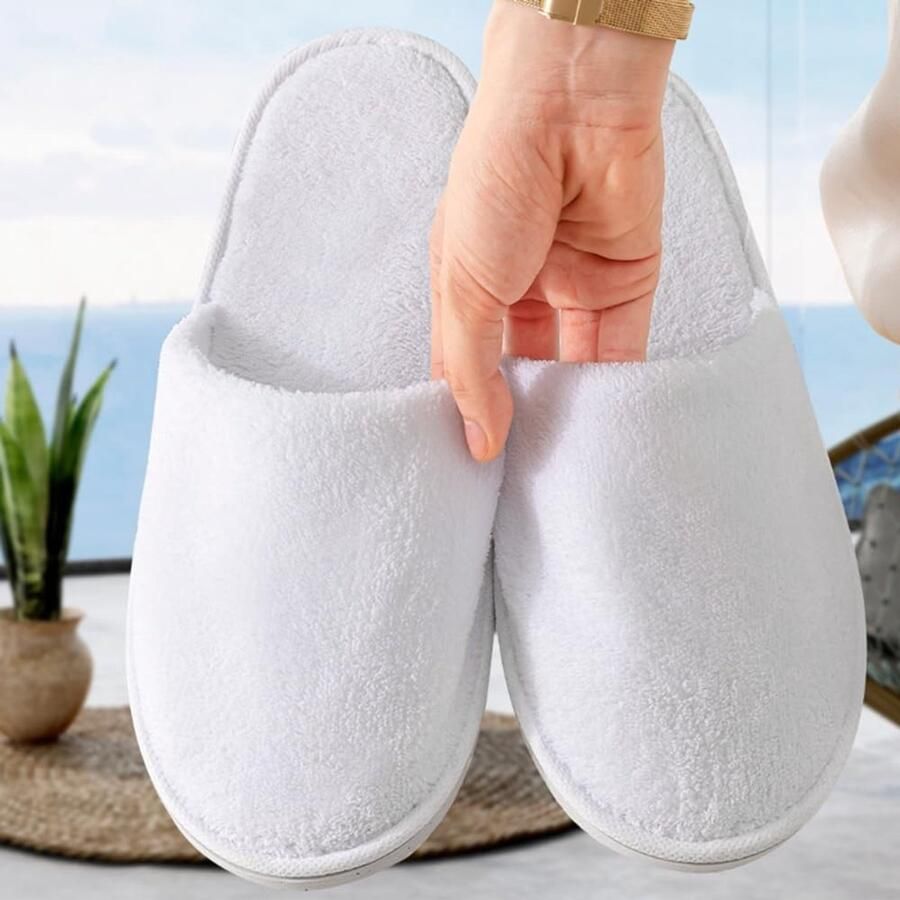 Draagbare Reisschoenen voor Vrouwen Coral Velvet Hotel Slippers met 7mm Zool Comfortabele en Lichtgewicht Slippers voor Thuis en Op Reis