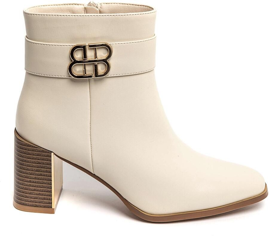 Elagante beige enkellaarsjes voor dames