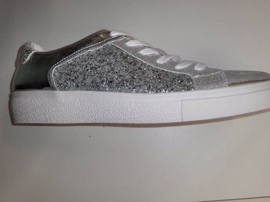 EXCLUSIEVE SUPER CONFI SNEAKERS GRIJS DAIME MET GLITTER ZILVER