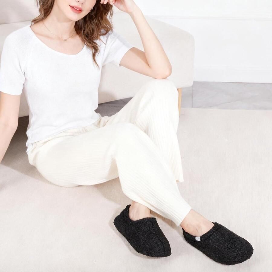 Geheugenfoam Slippers voor Dames met Neppels Lichtgewicht en Ademend Comfortabele en Antislip Slippers voor Thuisgebruik