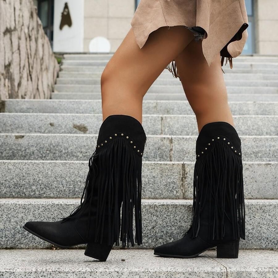 Gothic Enkellaarsjes met Bat Wing Buckles en Dikke Blokhakken voor een Punk Look en Comfortabel Draaggemak