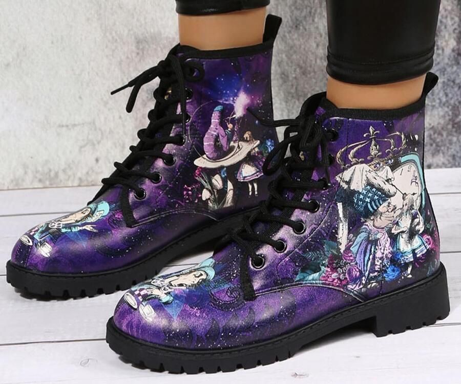 Gothic Platform Enkellaarsjes met Ronde Neus en Blokhak Punk Stijl Laarzen voor Motorfietsgebruik Meerkleurig Leer met Dikke Zool