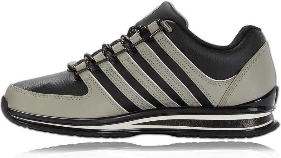 Heren sneakers sportief wit en zwart lage veterboots