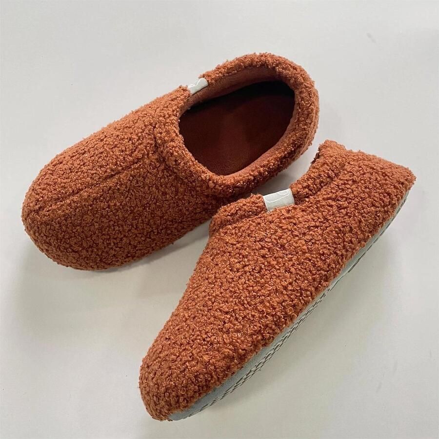Herfst winterslippers Pluche slippers met gesloten hiel Antislipzool Stille slippers Geschikt voor thuisgebruik Geschikt voor