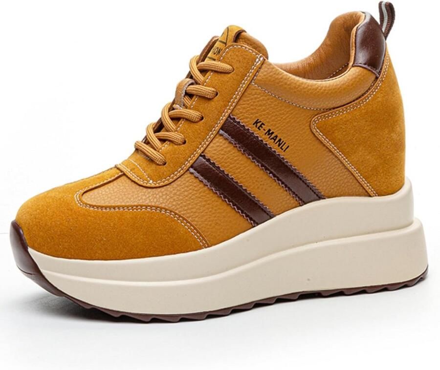 Hoge Dames Sneakers met Verborgen Sleehak voor een Elegante Look