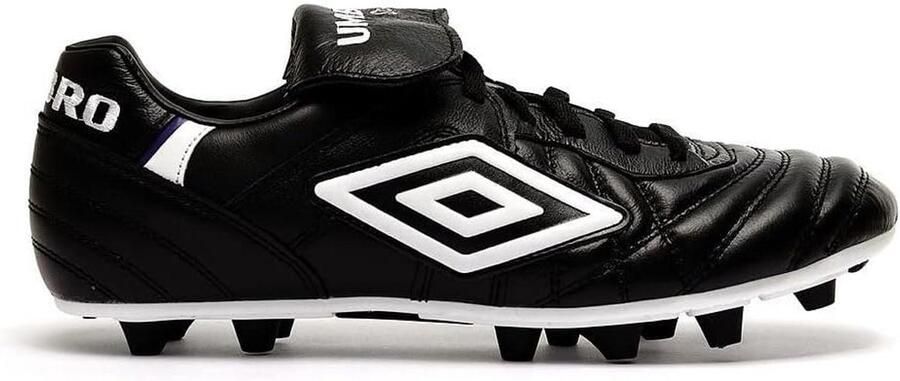 Klassieke voetbalschoenen voor heren met een authentieke look