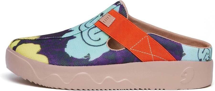 Kleurrijke Instappers & Lichte Platte Pantoffels voor Binnen en Reizen