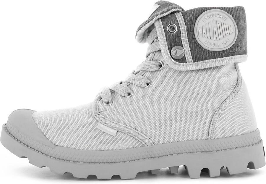 Lage en Hoge Canvas Sneakers Flexibele Enkel en Comfortabel Damesmodel