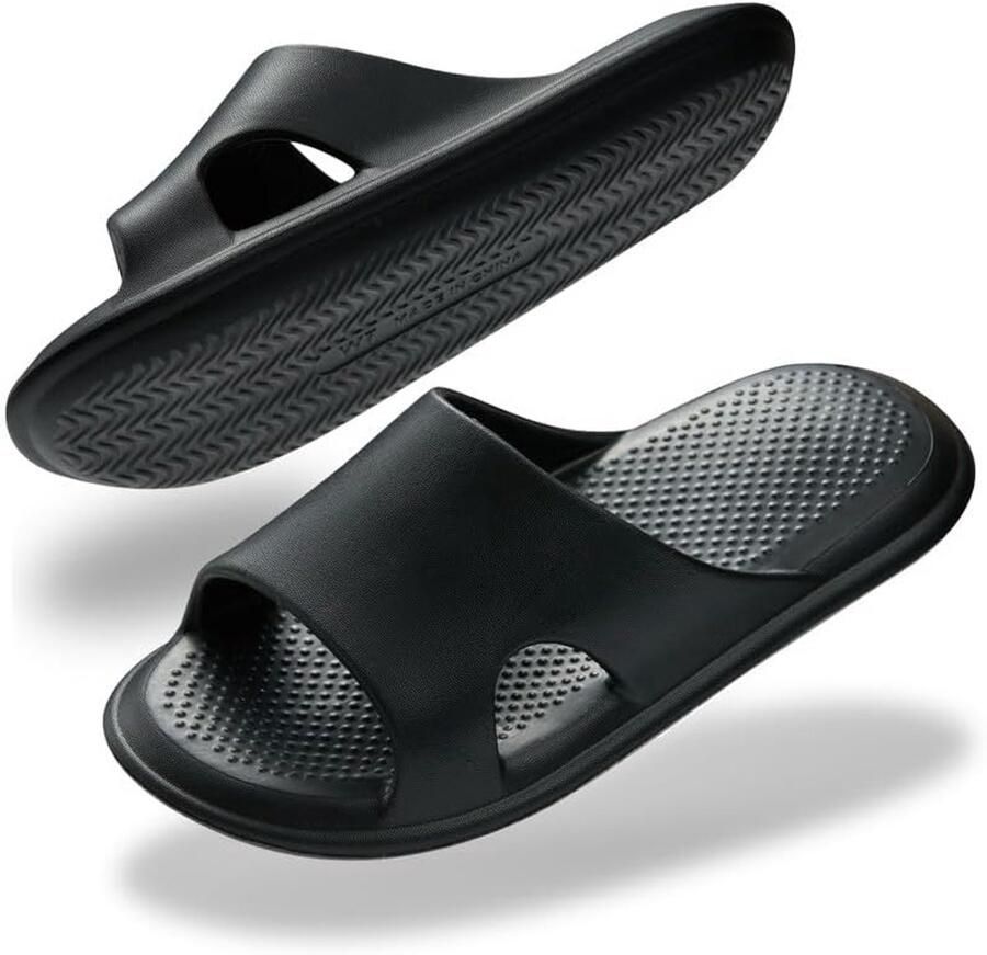 Lichte zachte antislip pantoffels voor en ideaal als badschoenen of zomersandalen
