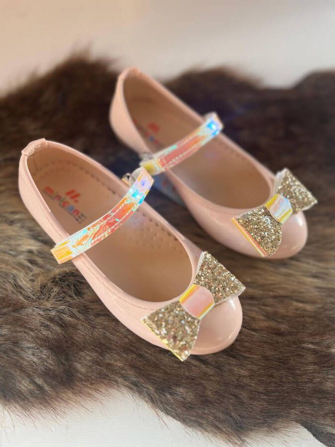 Meisjesschoenen-luxe feestschoenen-kinderschoenen- ballerina- schoenen met enkelband-klittenbandsluiting-orthopedi spiegelend-glans-glitters-kleur poederroze-bruidsmeisjes-bruiloft-doopsel-feest-verjaardag-fotoshoot