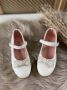 Meisjesschoenen-luxe feestschoenen-leren ballerina-klittenbandsluiting-sierstrik-parels-strass steentjes-stipjes-kleur crème-bruidsmeisjes-bruiloft-feest-verjaardag-fotoshoot - Thumbnail 3