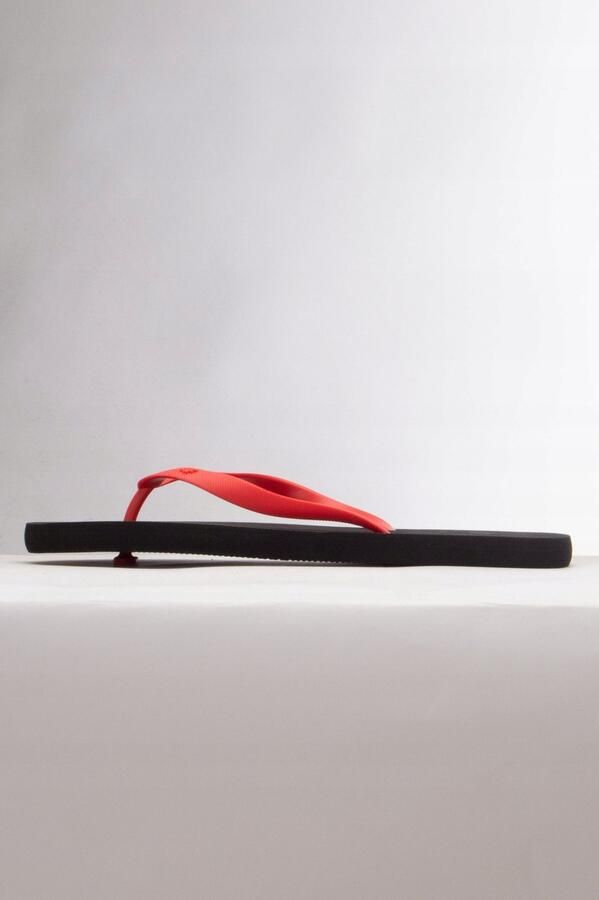 Merkloze Rode Heren Slippers