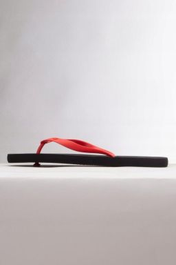 Merkloze Rode Heren Slippers