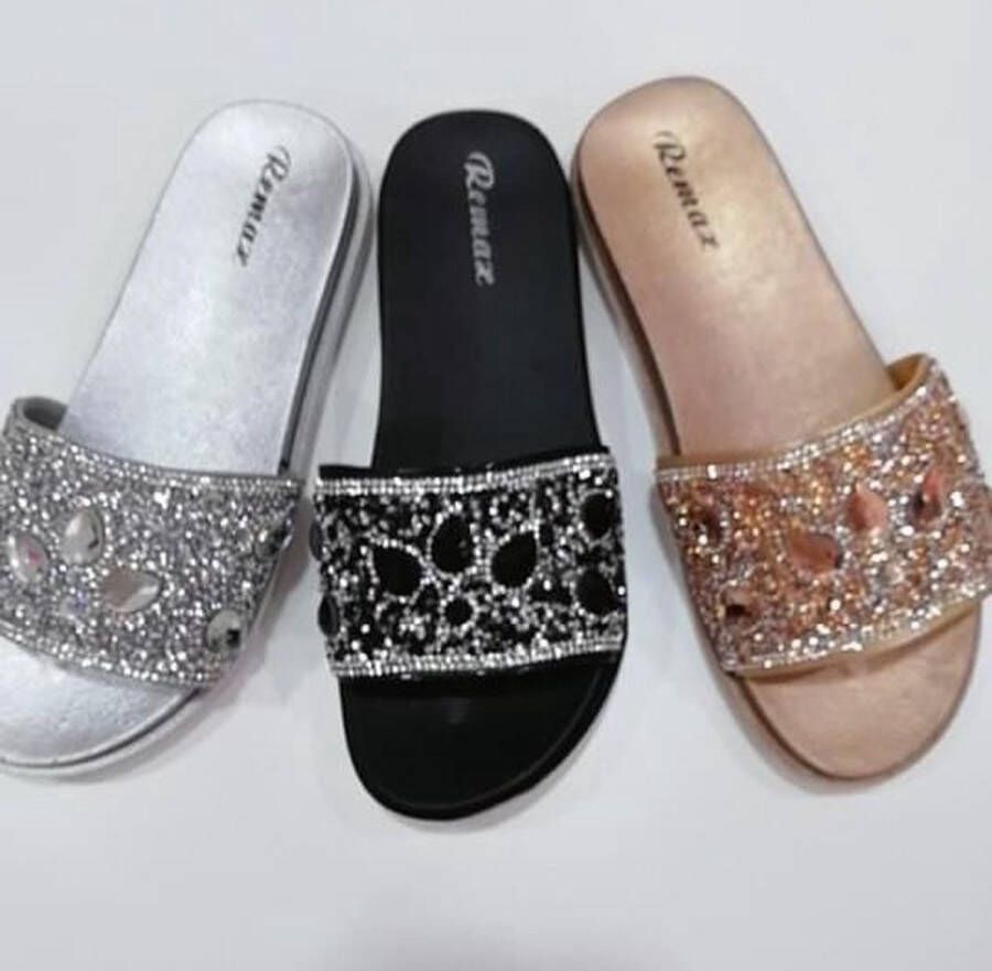 Mooie slipper met bling diamant zwart