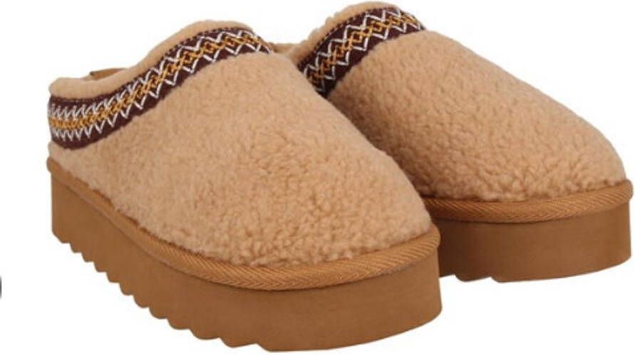Muil met bont look sn_ugg inspired instappers tan
