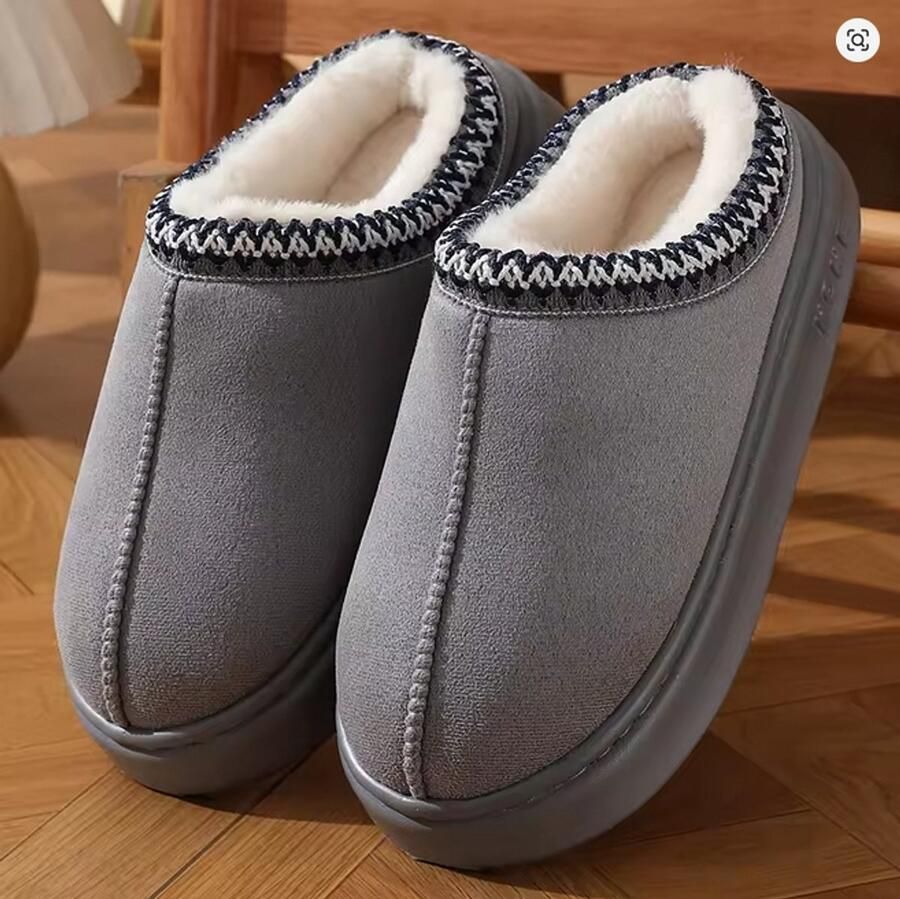 New Fashion Fluffy Platform Slippers for Women 2025 Winter Plush Warm Cotton Shoes Woman Comfort Non Slip Unisex Home Slippers