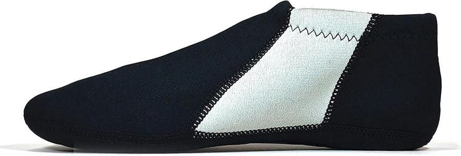 Nufoot Travel Slippers Reis pantoffels Binnenshuis gebruik Water- en vlekbestendig One size Zwart