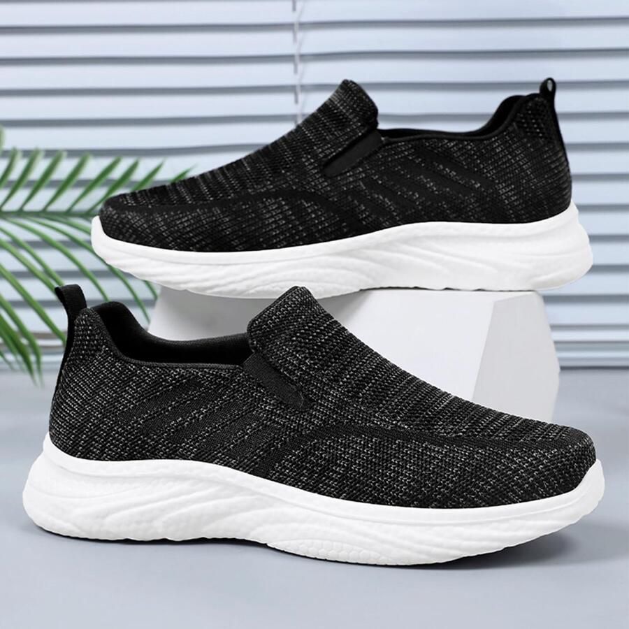 Omgoods Casual Slip-On Sneakers voor Comfortabele Activiteiten