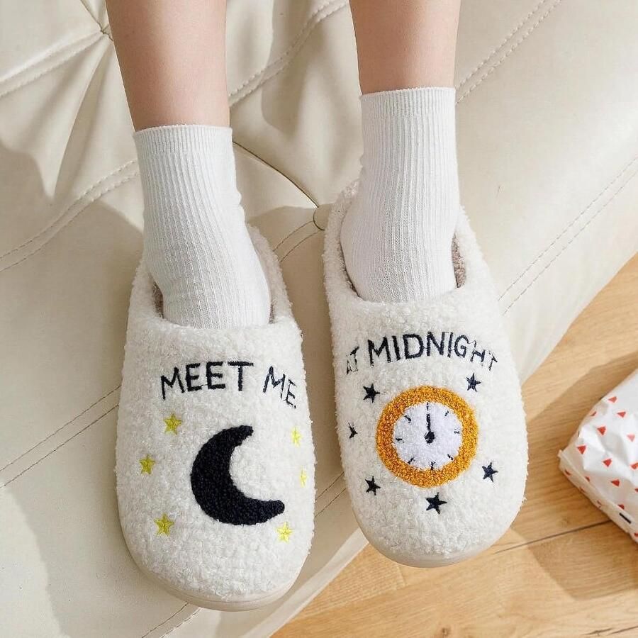 Pantoffels Moon White 36 37 EU Warm Pluche met Antislip Zool Voor en