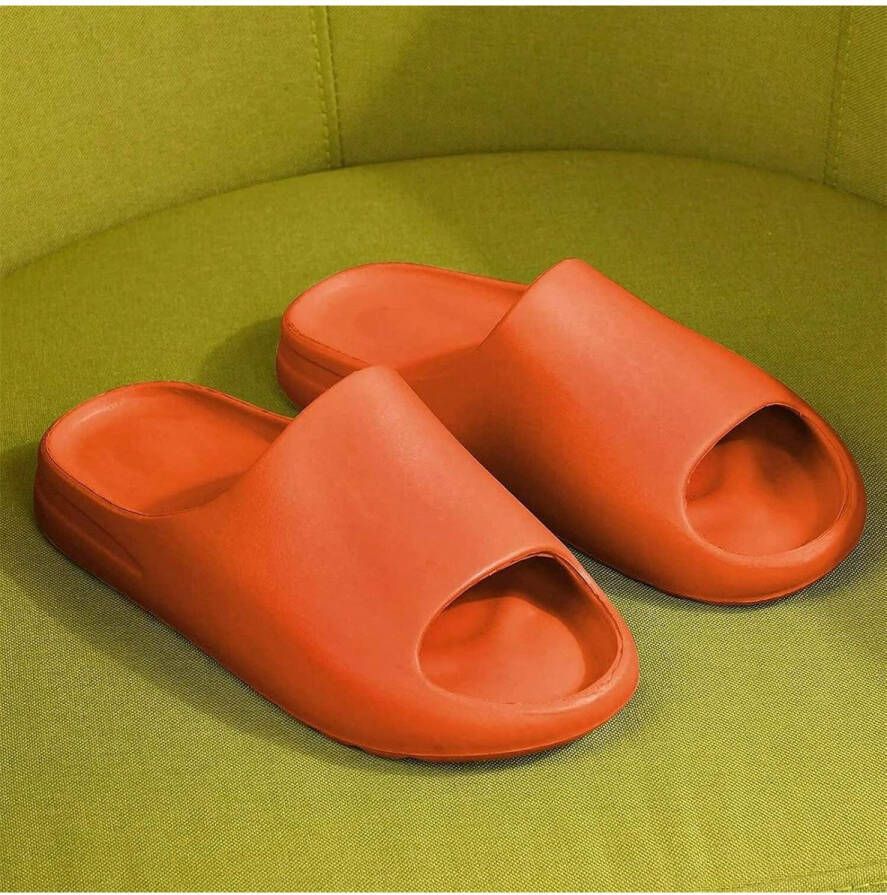 Pantoffels voor en superzachte behaaglijke zomerbadschoenen wolkenkussen