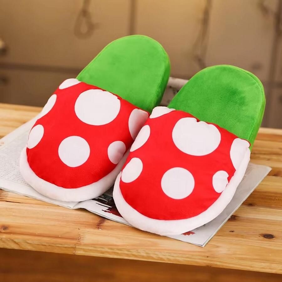 Pluche Pantoffels Rode Slippers met Stippen en Groene Achterkant Piranha