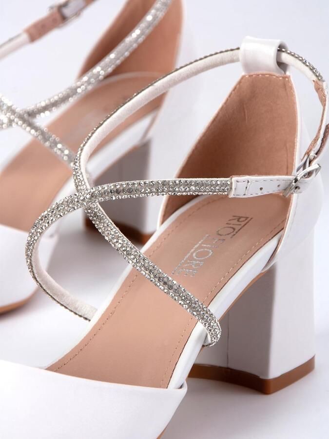 Pumps wit zilver blokhak zacht kunstleer riempjespompen schoenen met riem kruisriem pumps HF33038
